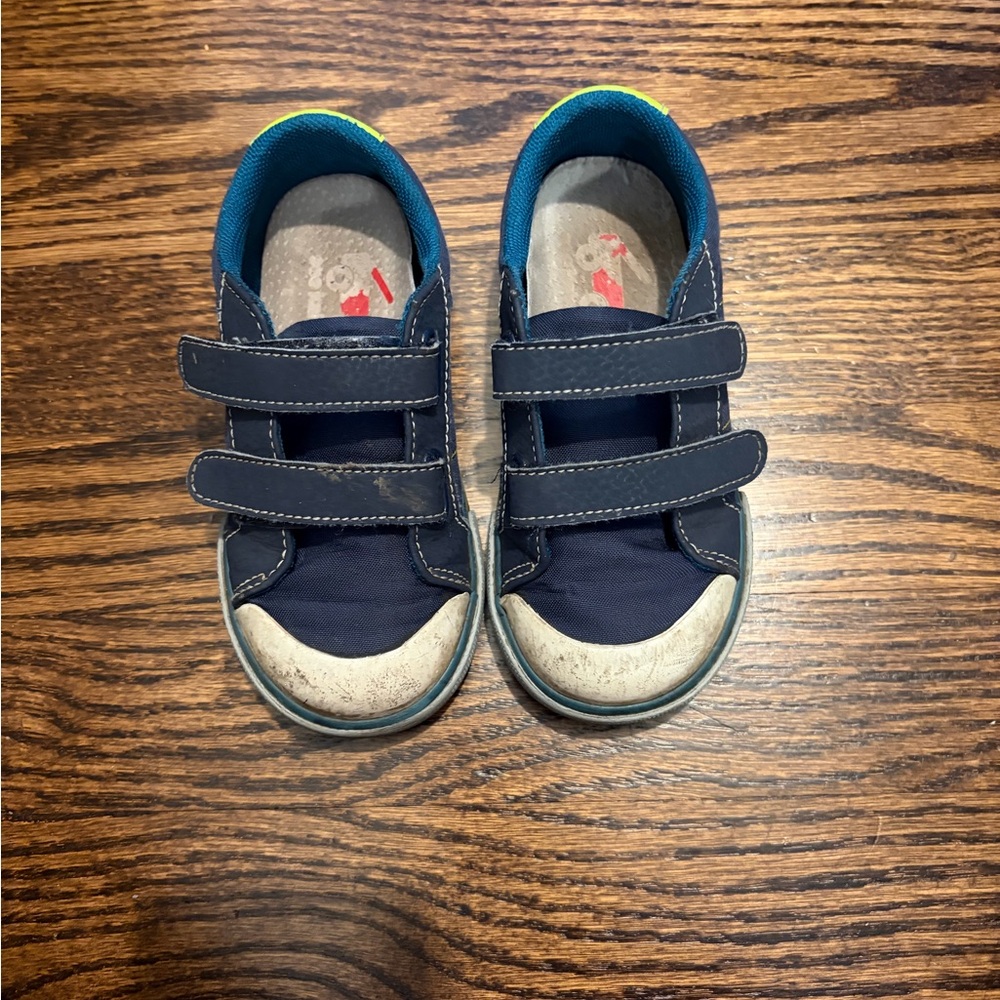 Boys See Kai Run Navy Blue Velcro Casual Sneakers size 9